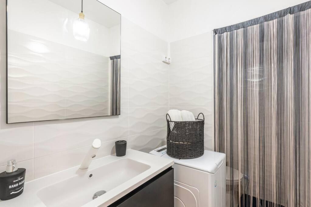 Ferienwohnung L'Escupade Bayti-Loc Timone Proche Velodrome Et Plages Marseilles Exterior foto